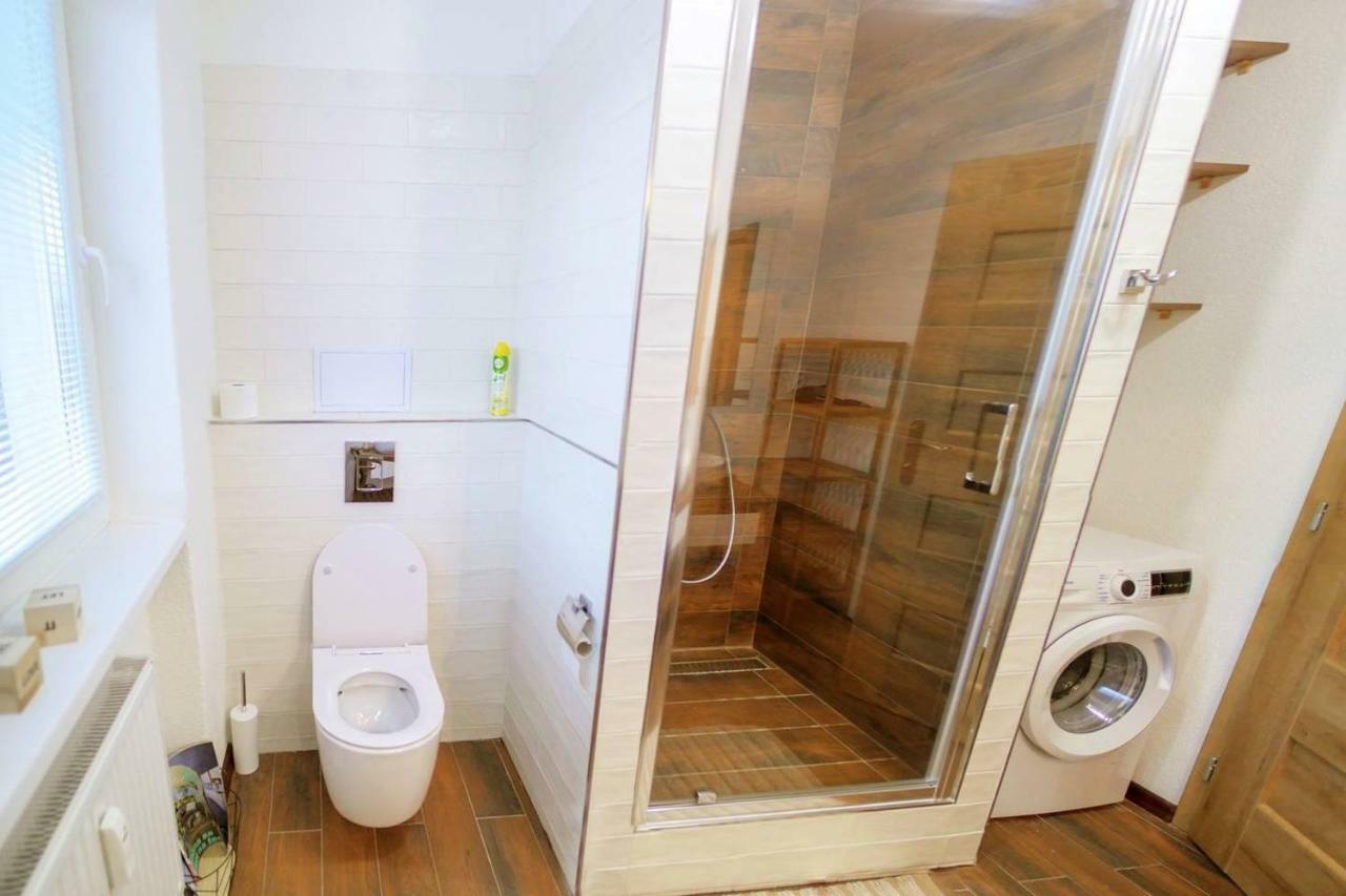 2 Bedroom Flat In The Heart Of Liptovsky Mikulas Bagian luar foto