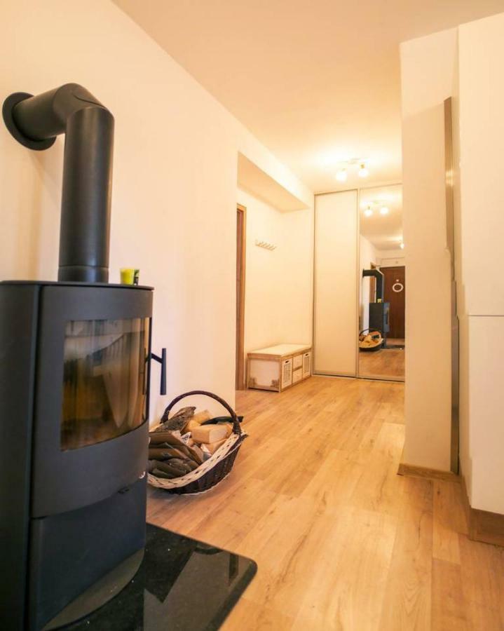 2 Bedroom Flat In The Heart Of Liptovsky Mikulas Bagian luar foto